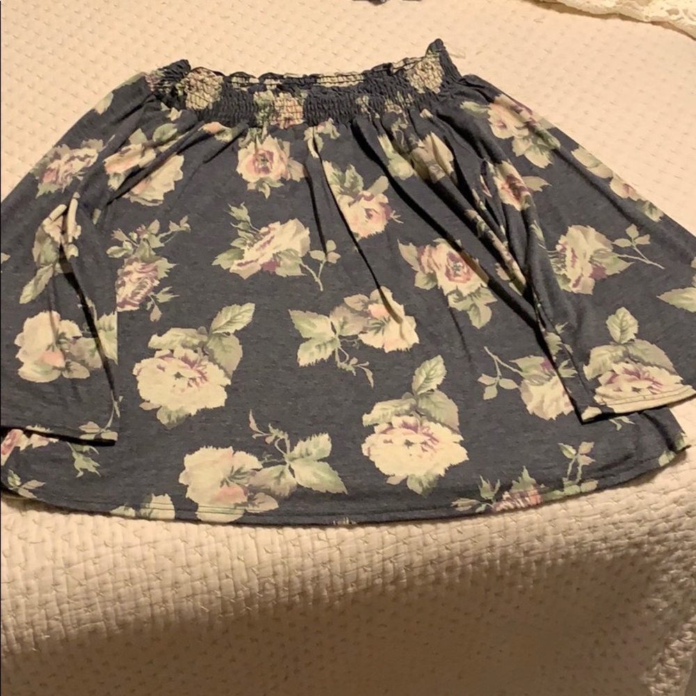 Off the Shoulder Bell Sleeve Top